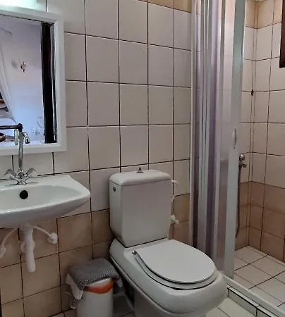 Keramos Hotell Zarós