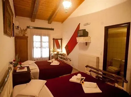 Hotell Keramos Zarós