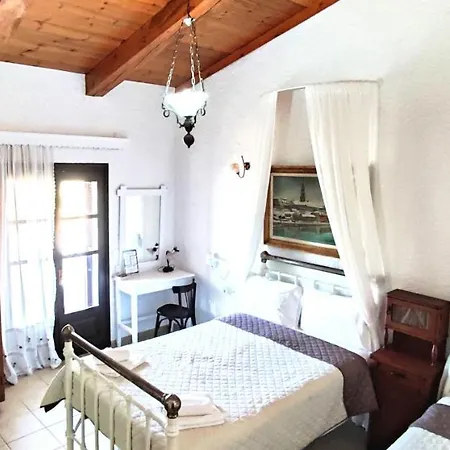 Keramos Hotel 2*