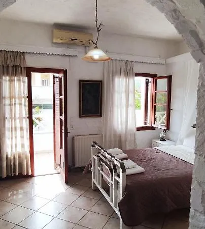 Keramos Hotel 2*