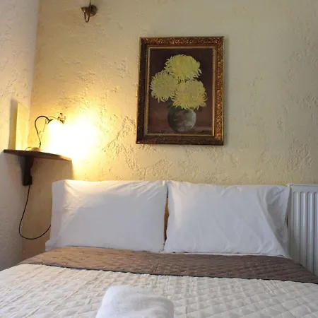 Keramos Hotel