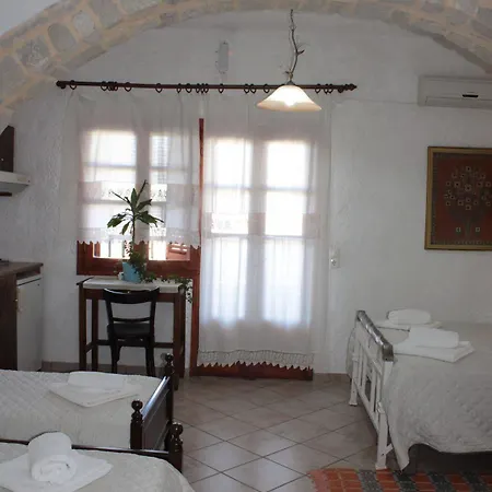 Keramos Hotel Zarós